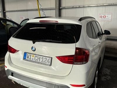 Weiß Gebraucht 2013 BMW X1 Sport Line SUV | 5.900 € (Guter Preis)
