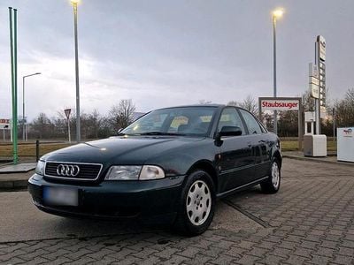 Occasion Audi A4 150 ch (110 kW) 1996 Vert Berline