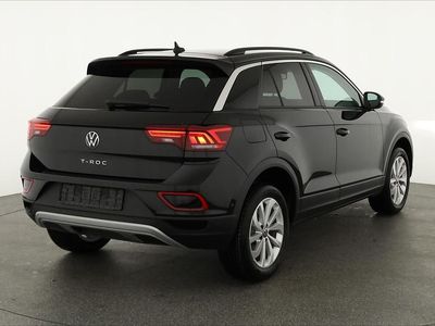 Neu VW T-Roc Life 150 PS (110 kW) 2025 Deep black perleffekt SUV