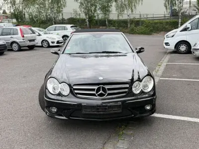 Gebraucht Mercedes CLK200 Avantgarde 252 PS (185 kW) 2009 Schwarz Cabrio