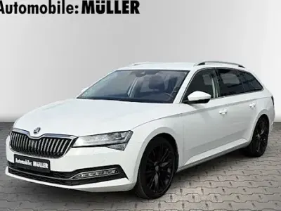 Gebraucht Skoda Superb Premium Edition 190 PS (139 kW) 2020 Weiss Kombi