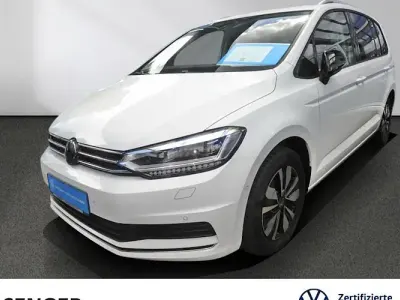 Gebraucht VW Touran Goal 150 PS (110 kW) 2025 Weiß Van / Kleinbus