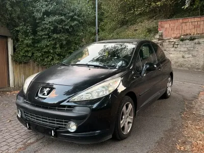 Gebraucht Peugeot 207 120 PS (88 kW) 2009 Schwarz Kleinwagen