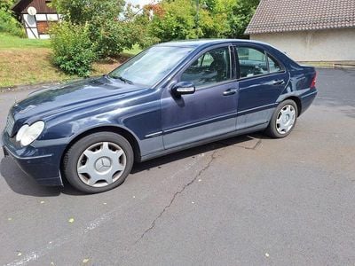 Mercedes C240