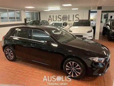 Gebraucht Mercedes A180 Style 116 PS (85 kW) 2023 Nachtschwarz Limousine