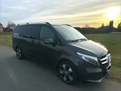Gebraucht Mercedes V250 Edition 190 PS (139 kW) 2021 Schwarz Van / Kleinbus