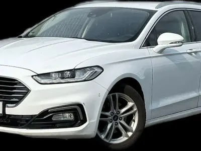 Gebraucht Ford Mondeo Titanium 150 PS (110 kW) 2019 Weiß Kombi