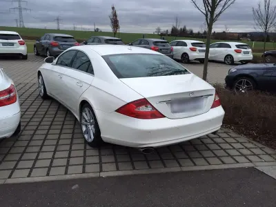 Gebraucht Mercedes CLS320 224 PS (164 kW) 2007 Weiß Coupé