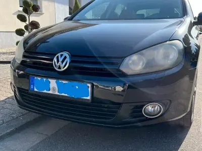 Gebraucht VW Golf VII Match 105 PS (77 kW) 2012 Schwarz Limousine
