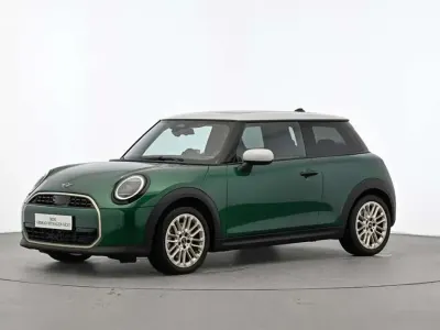Occasion Mini Cooper Favoured 156 ch (114 kW) 2024 Vert Citadine