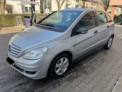 Gebraucht Mercedes B170 115 PS (84 kW) 2005 Silber Van / Kleinbus