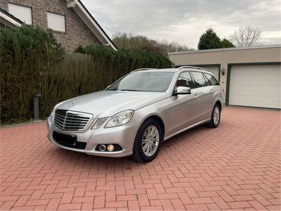 gebraucht Mercedes E220 CDI T BlueEFFICIENCY ELEGANCE Navi AHK