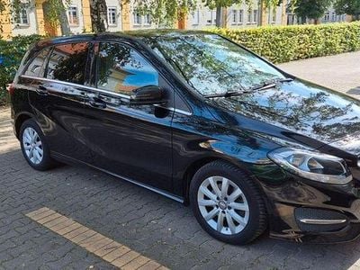 Mercedes B180