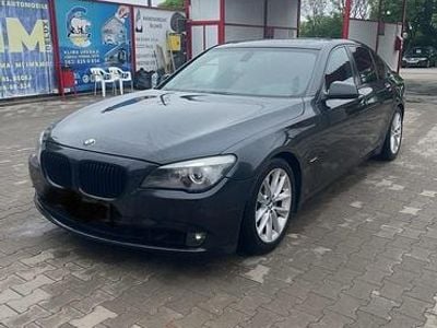 BMW 730