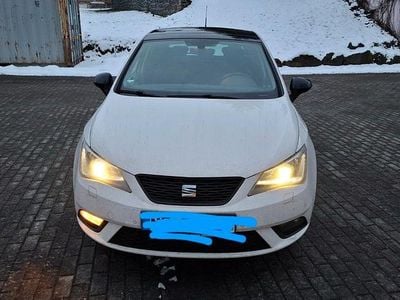 Weiß Gebraucht 2017 Seat Ibiza Kleinwagen | 7.900 € (Guter Preis)