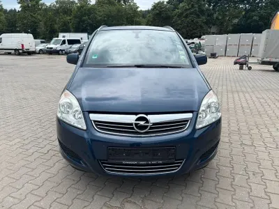 Gebraucht Opel Zafira Edition 140 PS (102 kW) 2010 Blau Van / Kleinbus