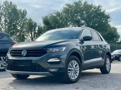 Gebraucht VW T-Roc Style 150 PS (110 kW) 2019 Grau SUV