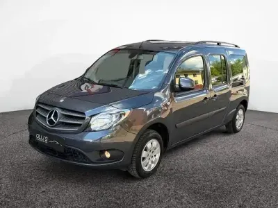 Używany Mercedes Citan 111 147 KM (108 kW) 2017 Szary Kombi