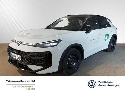 Gebraucht VW T-Roc R-line 150 PS (110 kW) 2025 Pure white uni schwarz (weiß SUV