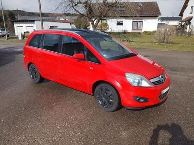 Usata Opel Zafira 150 CV (110 kW) 2009 Rosso Monovolume