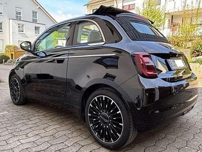 Usata Fiat 500e La Prima 86 kW (118 CV) 2021 Nero Cabrio