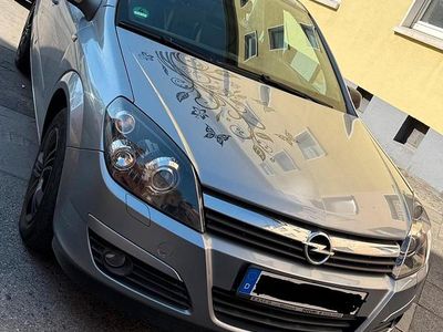 Usata Opel Astra 125 CV (91 kW) 2004 Andere farben Berlina