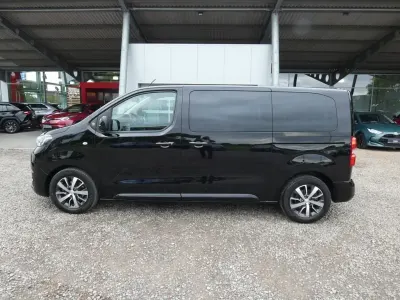 Gebraucht Toyota Proace Verso Team 177 PS (130 kW) 2022 Graphitschwarz metallic Kombi