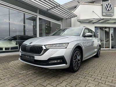 Gebraucht Skoda Octavia Clever 116 PS (85 kW) 2022 Silber Kombi