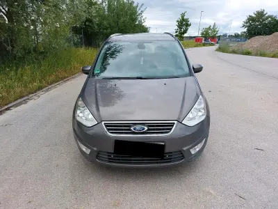 Gebraucht Ford Galaxy 115 PS (84 kW) 2011 Andere farben Van / Kleinbus