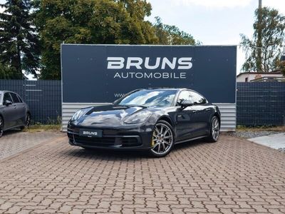 Porsche Panamera 4