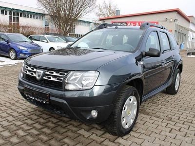 Grau Gebraucht 2014 Dacia Duster SUV | 8.990 € (Fairer Preis)