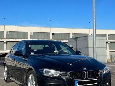 gebraucht BMW 330 i F30 M-Paket, H/K, Head-Up, Leder