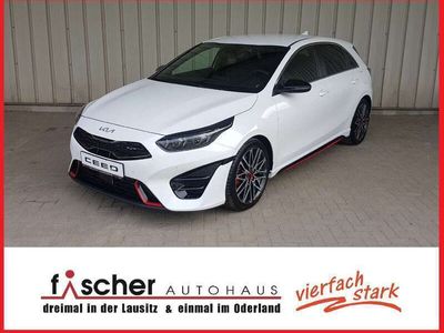 gebraucht Kia Ceed GT Ceed / 1.6T DCT7 KOMF (CD) + Satz Winterräder