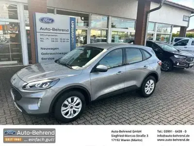 Gebraucht Ford Kuga Cool & Connect 150 PS (110 kW) 2024 Solarsilber SUV