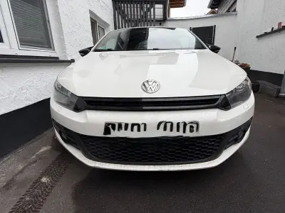 Gebraucht VW Scirocco 160 PS (117 kW) 2009 Weiß Coupé