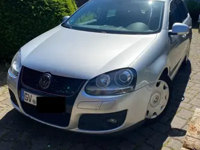 Gebraucht VW Golf V Comfortline 122 PS (89 kW) 2008 Silber Kombi