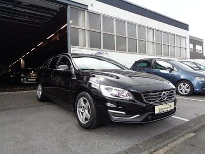 Gebraucht Volvo V60 Summum 190 PS (139 kW) 2017 Schwarz Kombi
