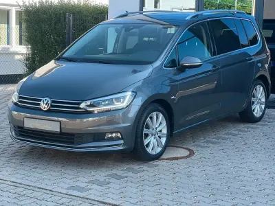 Gebraucht VW Touran Highline 150 PS (110 kW) 2017 Grau Van / Kleinbus