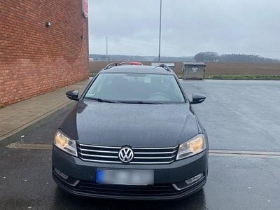 Gebraucht VW Passat Comfortline 140 PS (102 kW) 2011 Grau Kombi