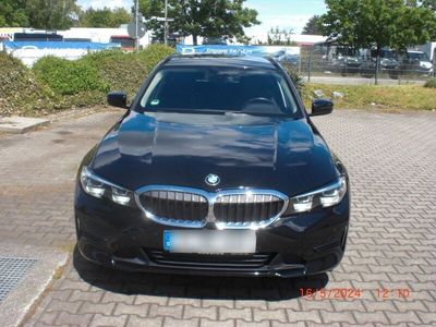 gebraucht BMW 320 dA Touring Advantage Autom. G21 Schwarz, SHZ