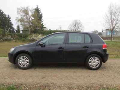 Gebraucht VW Golf VI Comfortline 105 PS (77 kW) 2010 Schwarz Kleinwagen
