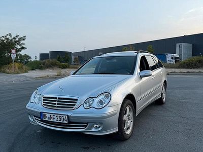 Mercedes C200