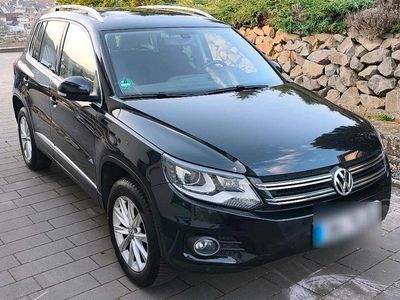 Gebraucht VW Tiguan Style 140 PS (102 kW) 2012 Schwarz SUV