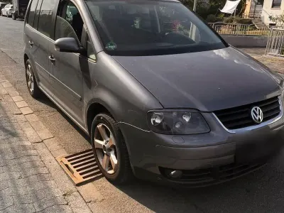 Gebraucht VW Touran Trendline 140 PS (102 kW) 2006 Grau Van / Kleinbus