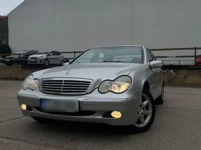 Second-hand Mercedes 240
