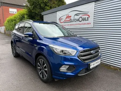 Gebraucht Ford Kuga ST-Line 182 PS (133 kW) 2017 Blau SUV