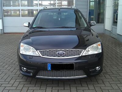 Gebraucht Ford Mondeo Titanium 277 PS (203 kW) 2004 Schwarz metallic Kombi