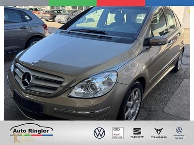 Mercedes B200