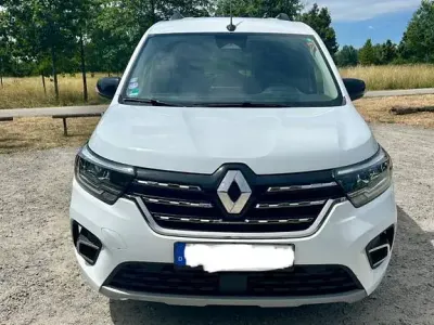 Gebraucht Renault Kangoo Techno 131 PS (96 kW) 2023 Weiß Van / Kleinbus