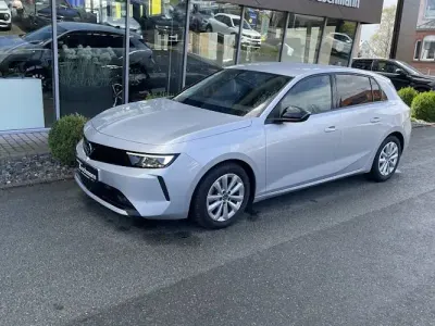 Gebraucht Opel Astra Elegance 110 PS (80 kW) 2024 Silber Limousine